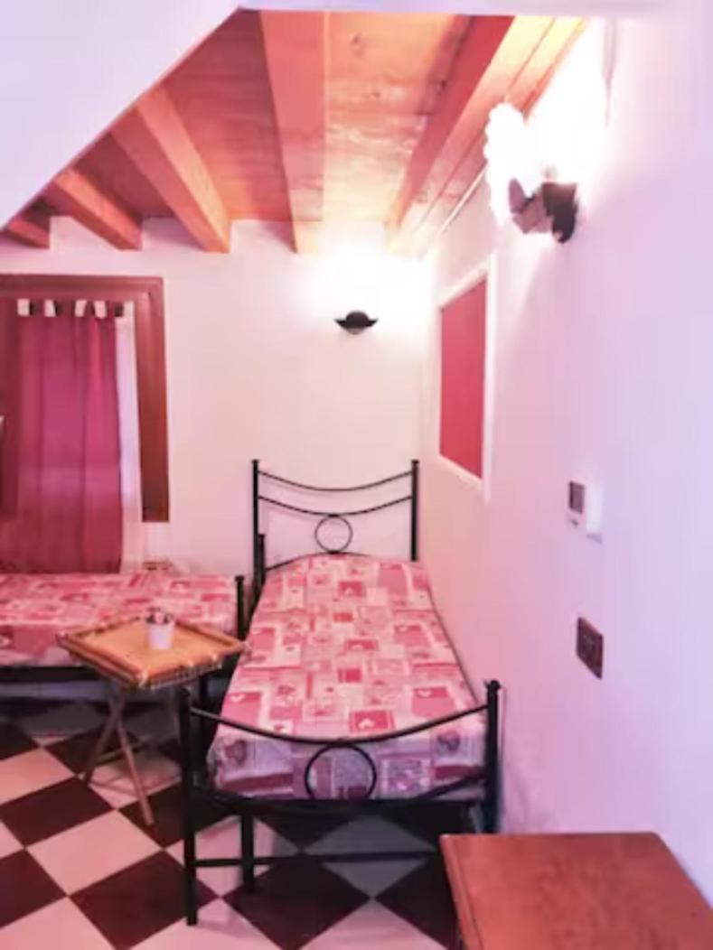 Calle Dei Ormesini Венеция Экстерьер фото